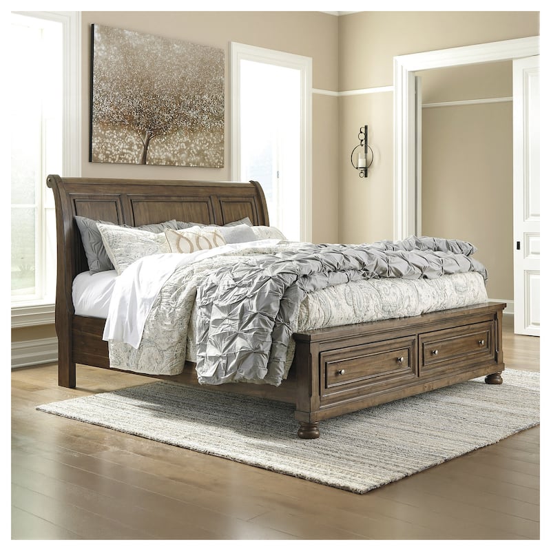 Flynnter Medium Brown Sleigh Storage Bed. - Queen