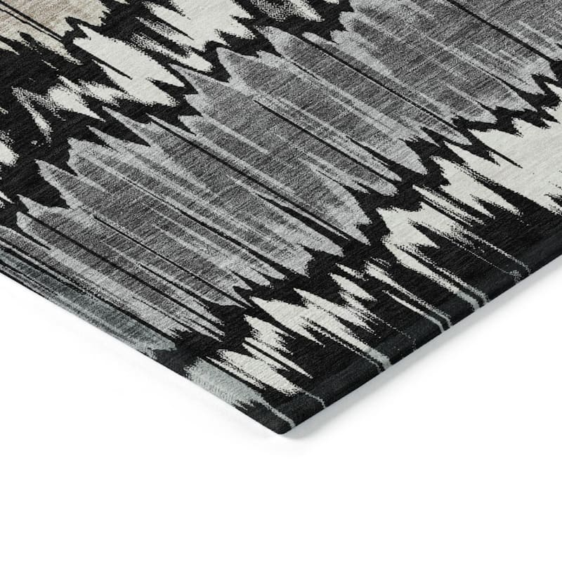 HomeRoots Striped Transitional Rectangle Outdoor Rug