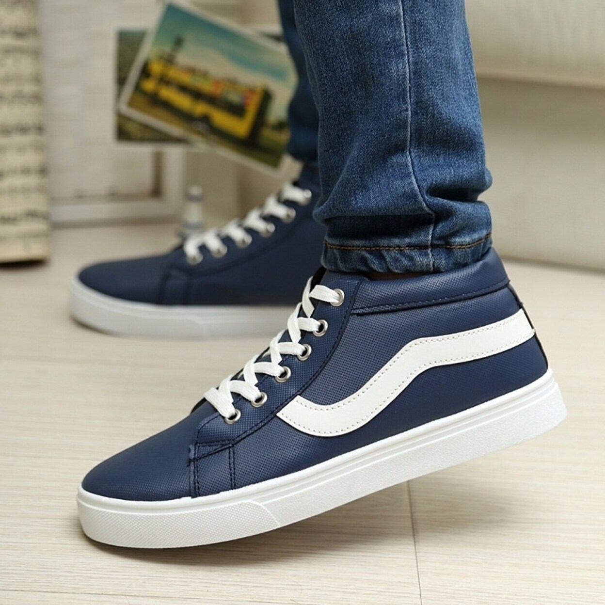 non lace up sneakers