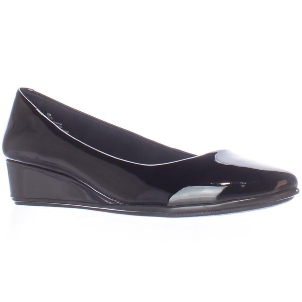 easy spirit avery low wedges