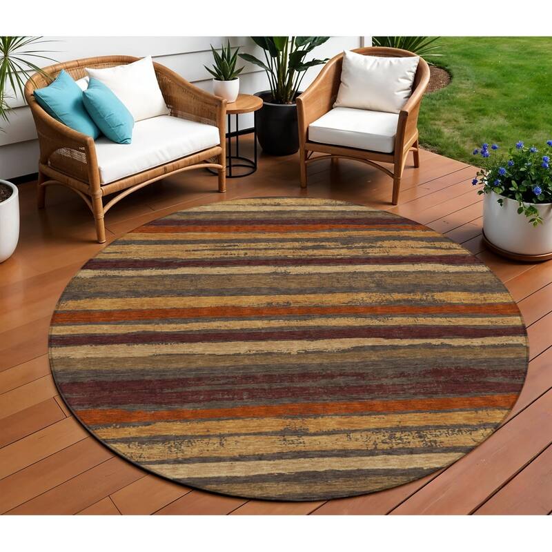 HomeRoots Striped Transitional Rectangle Outdoor Rug - 8' Round