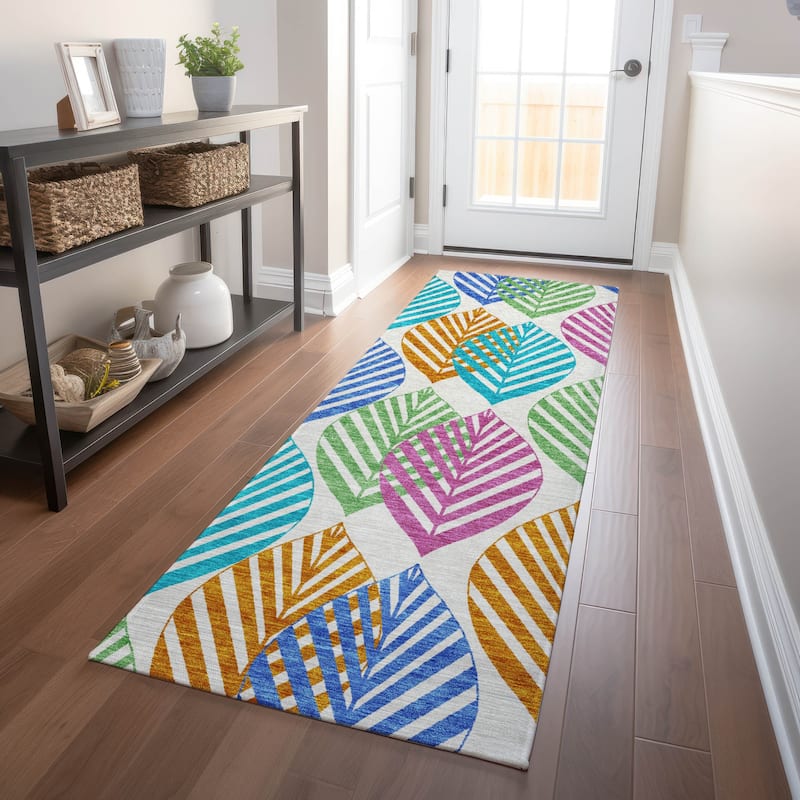 Premium Washable Super Soft Farmhouse Leaves Mayfield Rug - White - 2' 3" x 7' 6" - Runner