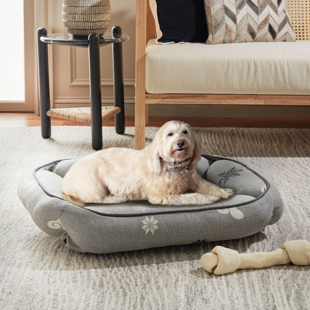 SAFAVIEH Pet Collection Snowflake Dog Bed
