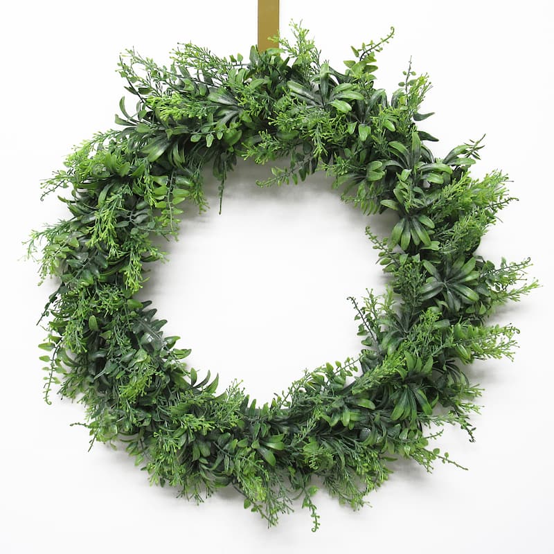 Frosted Green Artificial Flowering Fern Mix Leaf Foliage Greenery Wreath 18in
