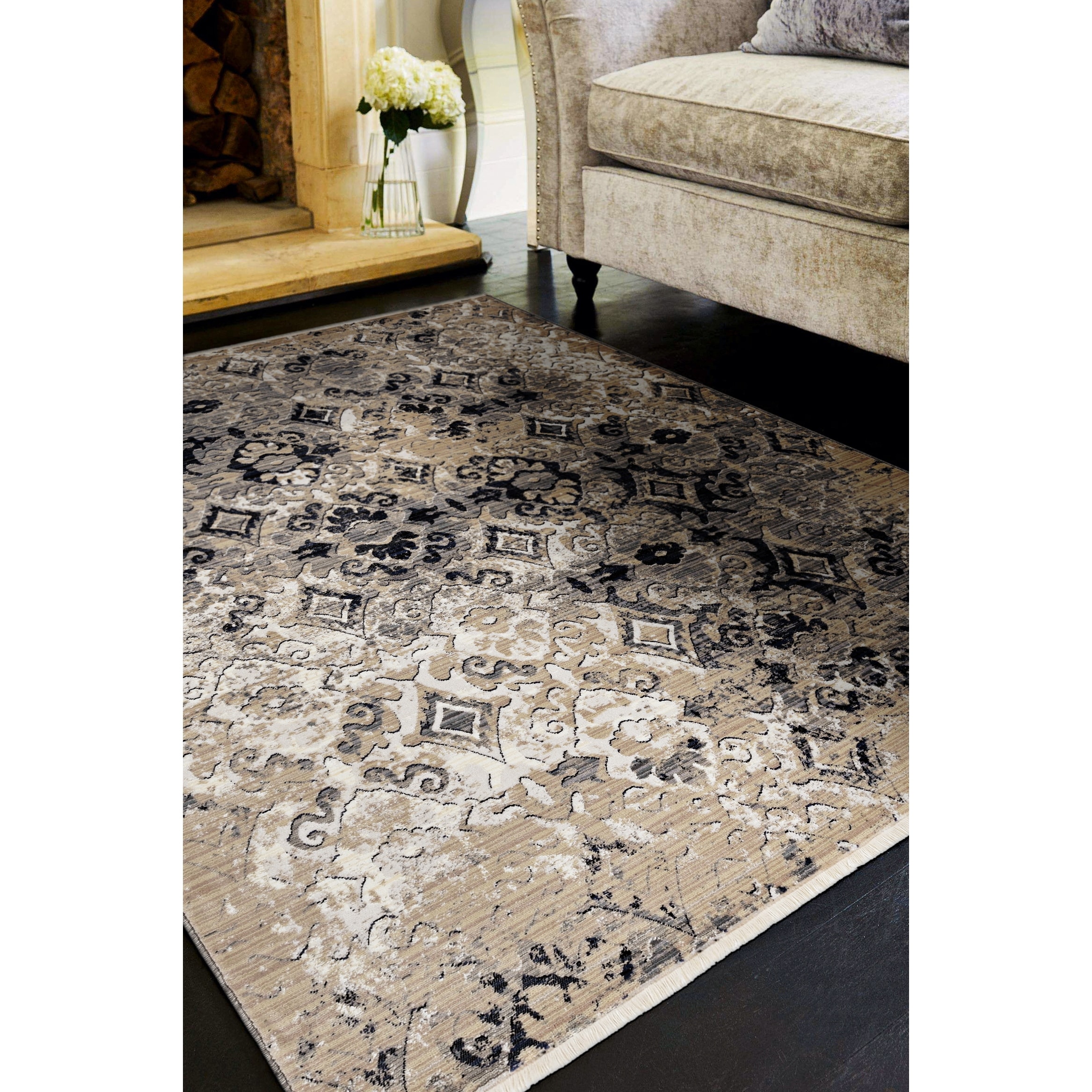 Gracewood Hollow Renza Distressed Emblum Rug
