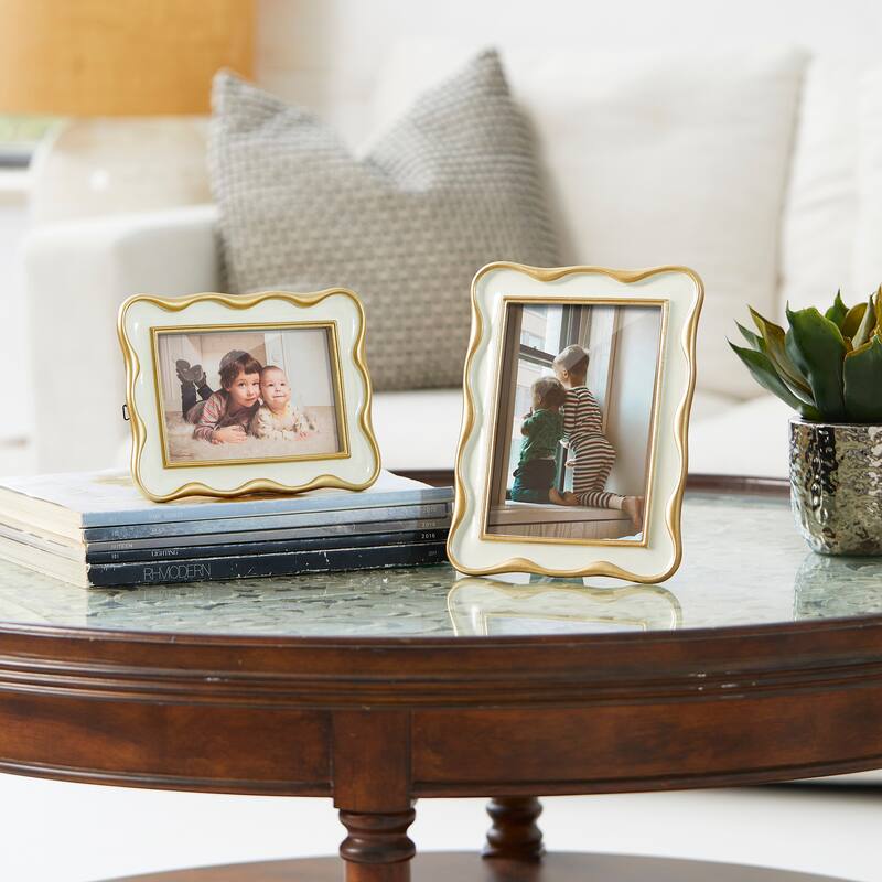 Glitzhome Set of 2 Vintage White Gold Wavy Resin 4x6 & 5x7 Tabletop or Wall Picture Frames