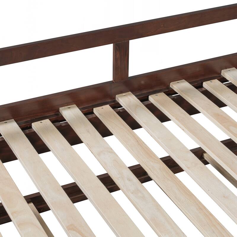 Wooden Daybed with Trundle