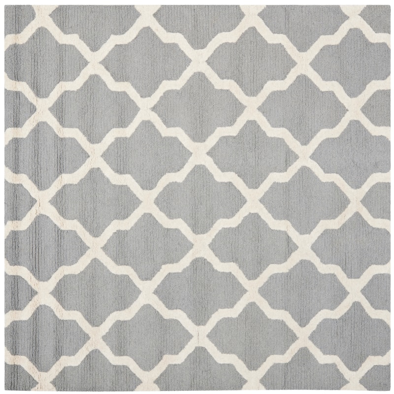 SAFAVIEH Handmade Cambridge Eirny Moroccan Trellis Wool Rug - 6' Square - Silver/Ivory