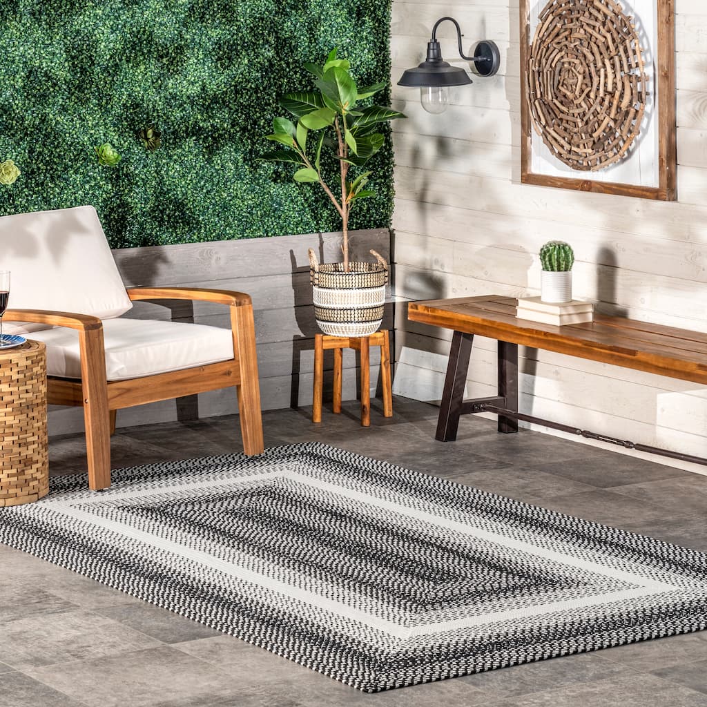 Nuloom Kaila Ombre Bordered Indoor/Outdoor Area Rug
