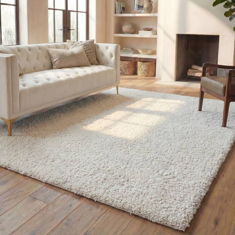 SAFAVIEH August Wilhelma Shag Solid 1.2-inch Thick Area Rug