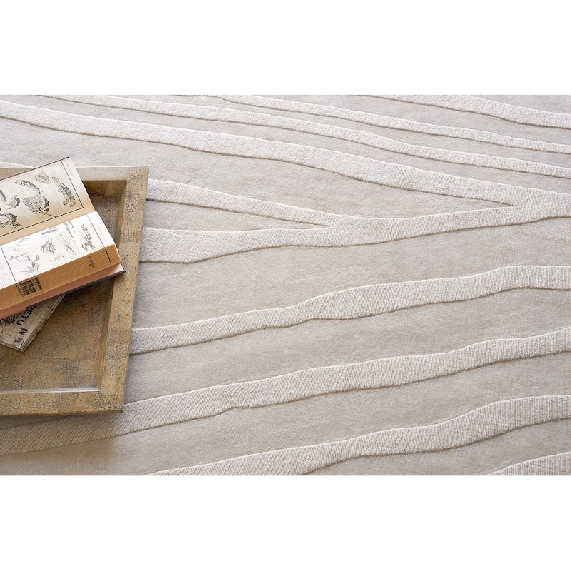 Exquisite Rugs Tempo Handmade Handloomed New Zealand Wool Light Silver Area Rug