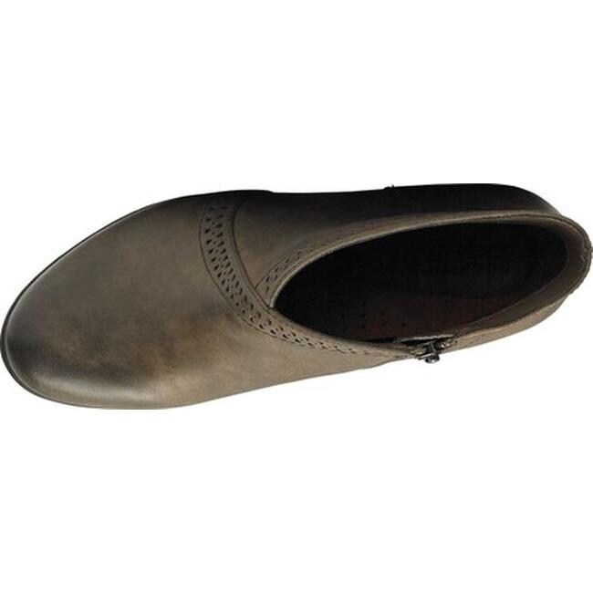 rockport cobb hill rashel v cut bootie
