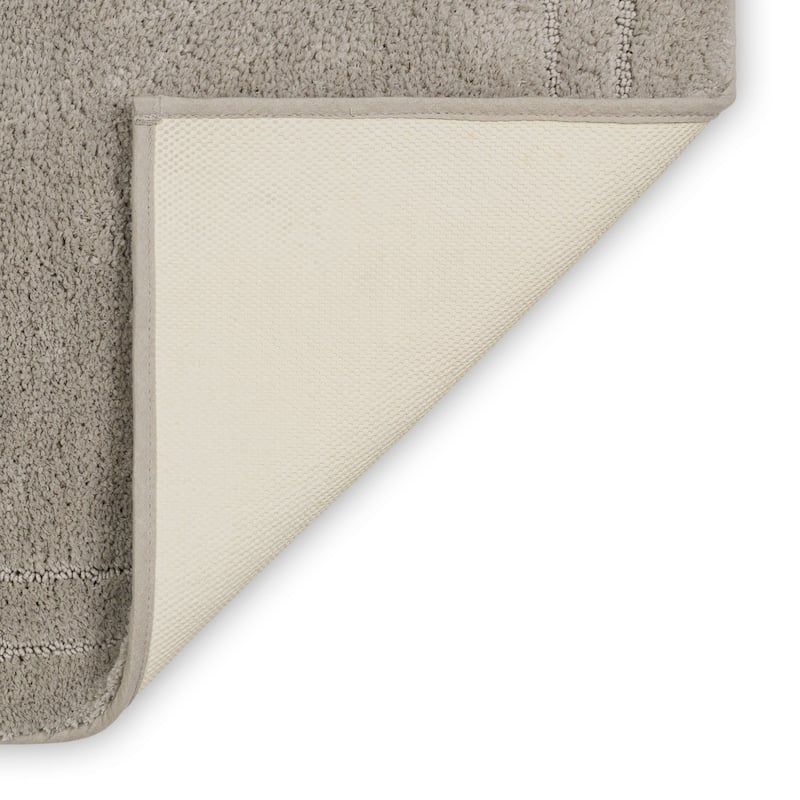 Mohawk Home Diplomat Machine Washable Bath Mat