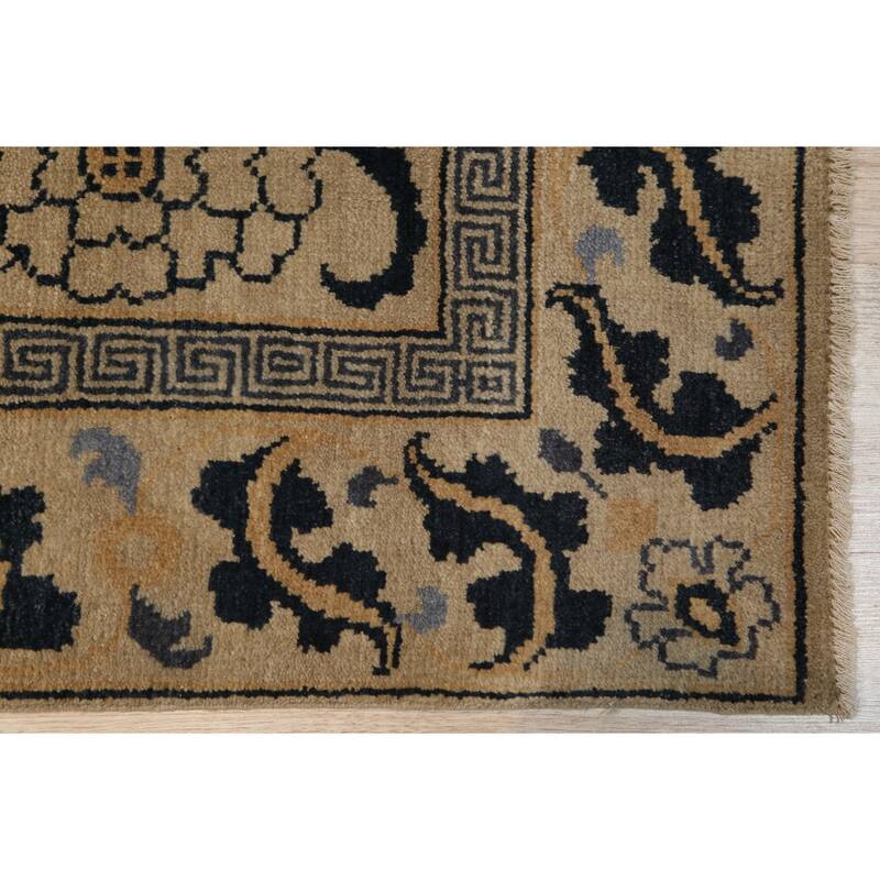 Gold Handmade Wool Transitional Ningxia Rug, 3' x 9'11, Soft Hand Knotted Wool, Elegant Subtle Shading Rug - N/A