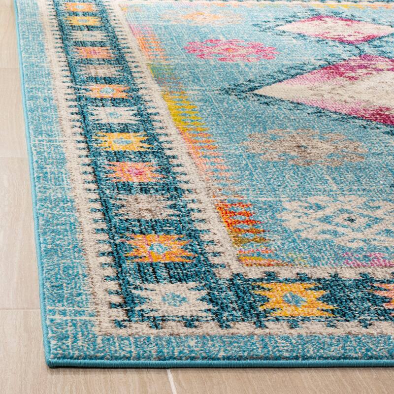SAFAVIEH Madison Roseann Vintage Boho Diamond Medallion Rug