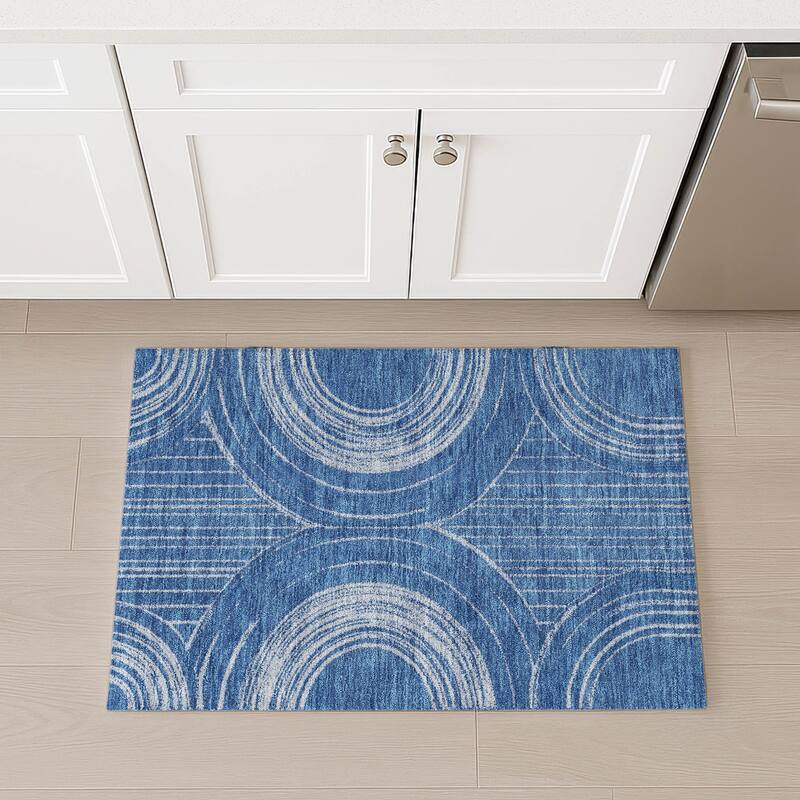 Machine Washable Indoor/ Outdoor Modern Trax Chantille Rug