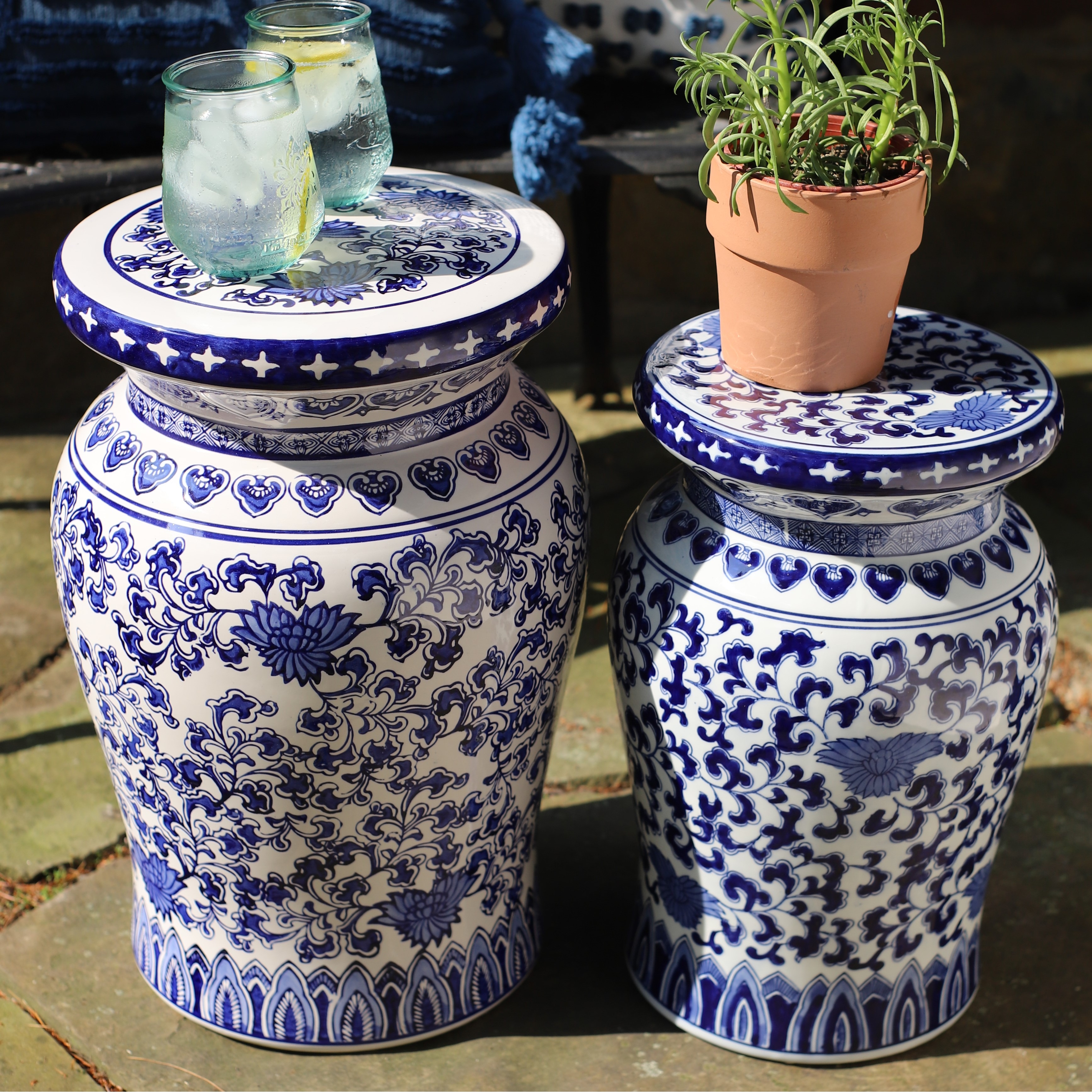 Euro Ceramica Blue Garden Porcelain Decorative Lotus Podium Stool
