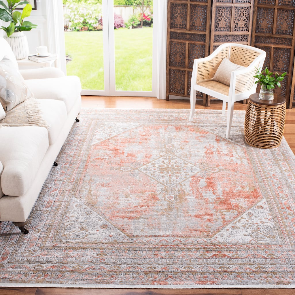 SAFAVIEH, Shivan Vasilija Oriental Distressed Rug