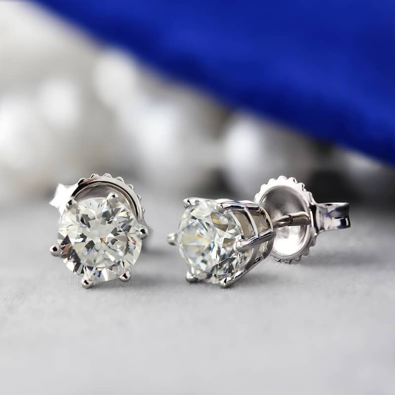 Auriya 1 1/2ctw Round Diamond Stud Earrings 14k Gold 6-Prong (I-J, SI2-SI3)