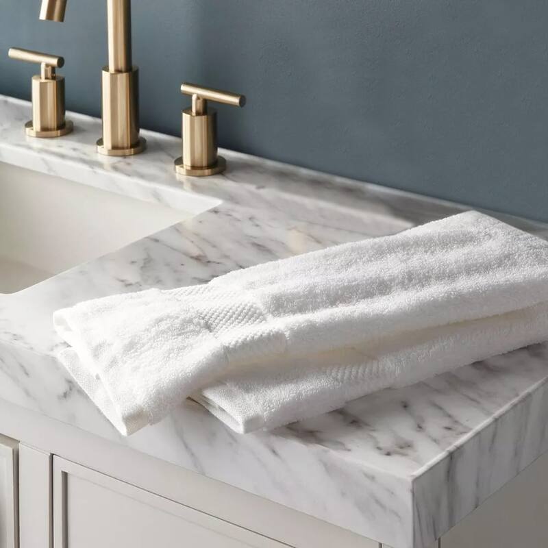 Delara Organic Cotton Feather Touch Quick Dry 650 GSM Hand Towel, 20"X30"