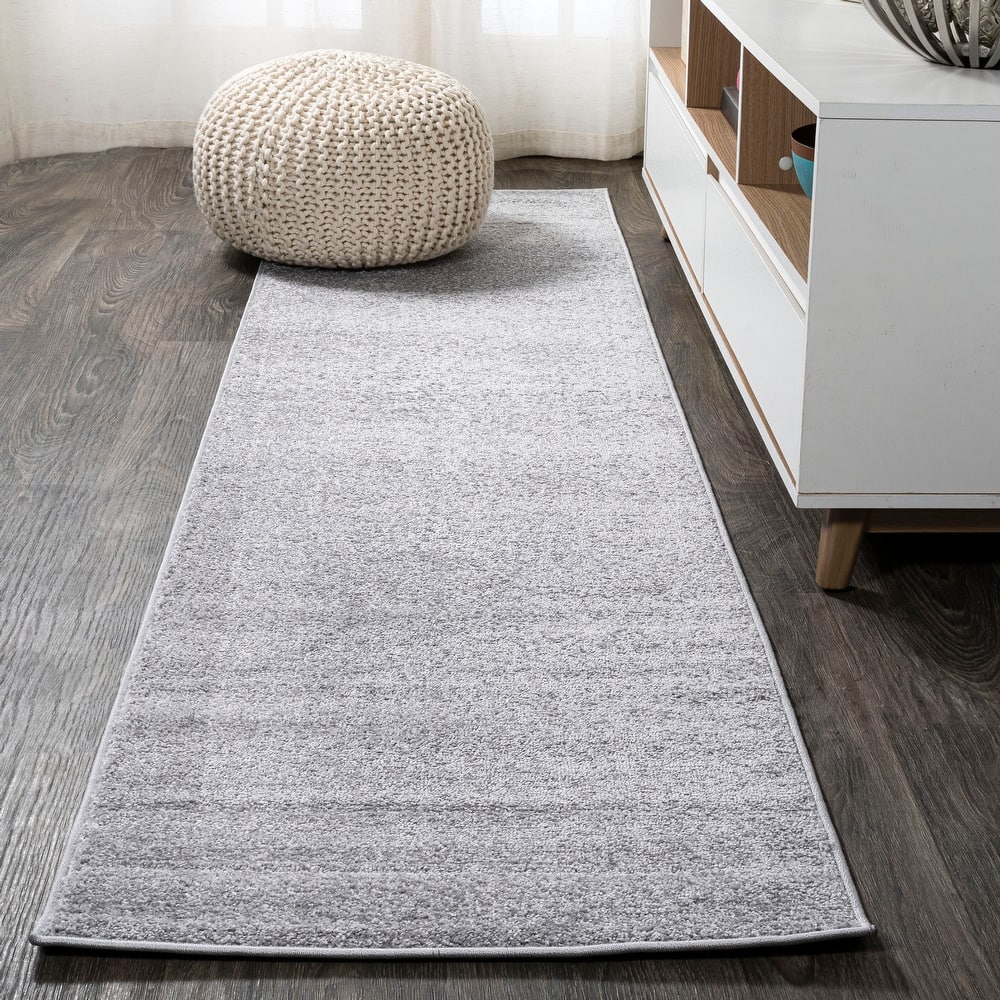 JONATHAN Y Tumbling Solid Low-Pile Area Rug