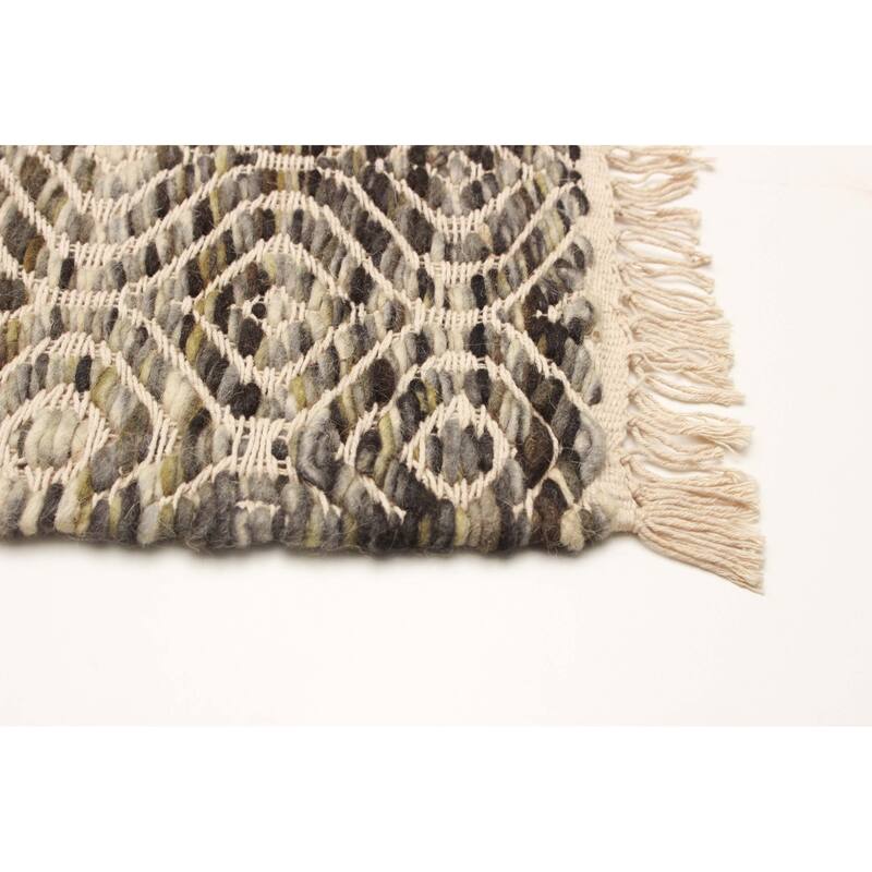 Sienna Green Rug 4'9" x 6'4" - 4'9 x 6'4