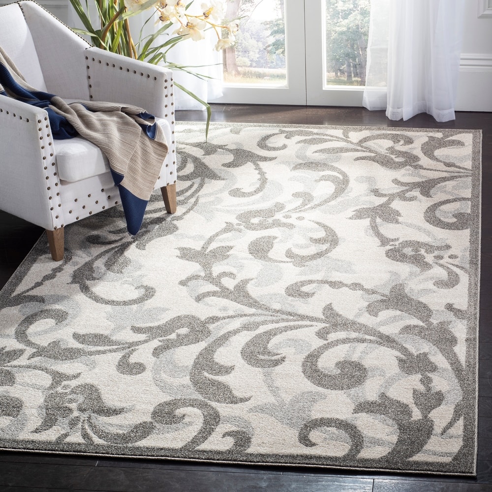 SAFAVIEH Amherst Mujesira Modern Rug