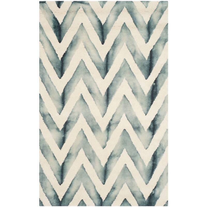SAFAVIEH Dip Dye Erkhild Hand-tufted Wool Chevron Area Rug