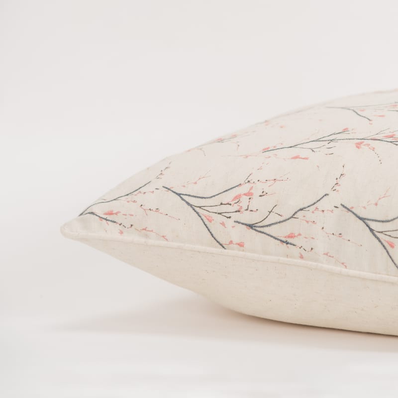 Rizzy Home Transitional Natural Down Filled Pillow - 20" x 20"