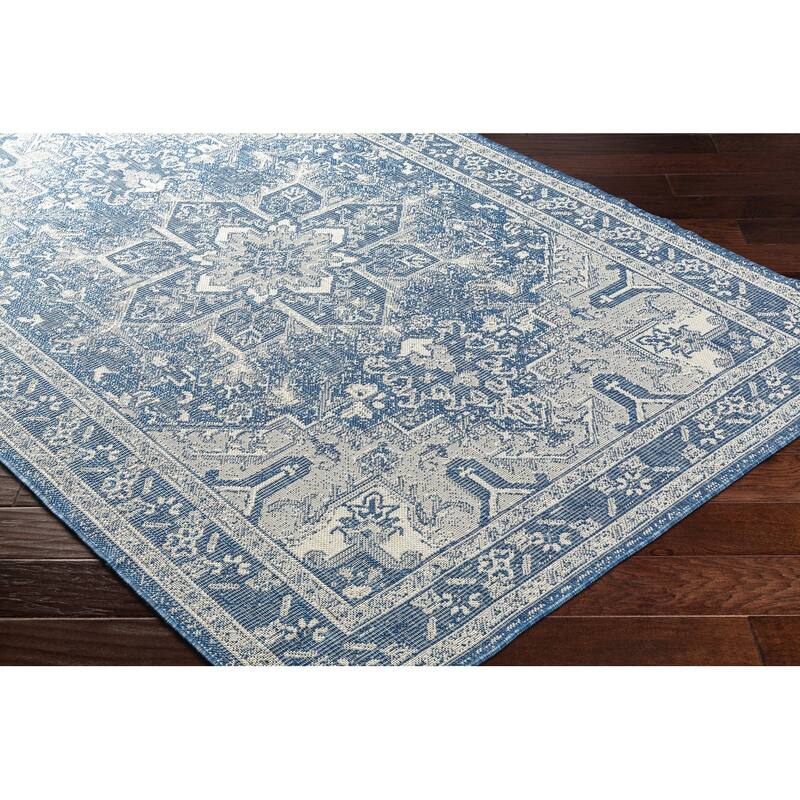 Livabliss Ravello Traditional Persian Indoor/ Outdoor Area Rug