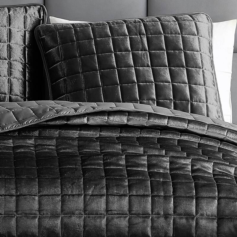 Riverbrook Home Lyndon 3-Piece Quilt Set