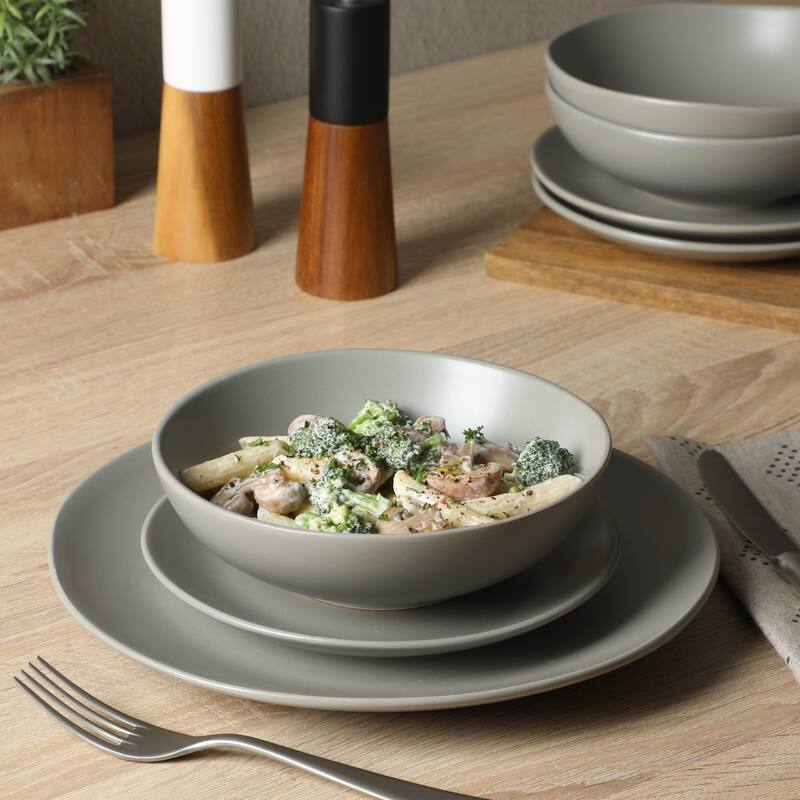 Gibson Home Bethel 18 Piece Plates and Bowls Ceramic Stoneware Organic Shape Dinnerware Set (Service for 6)