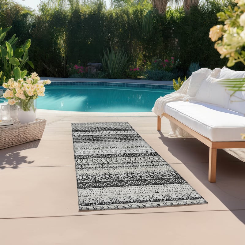 Machine Washable Indoor/ Outdoor Chantille Moroccan Stripes Rug