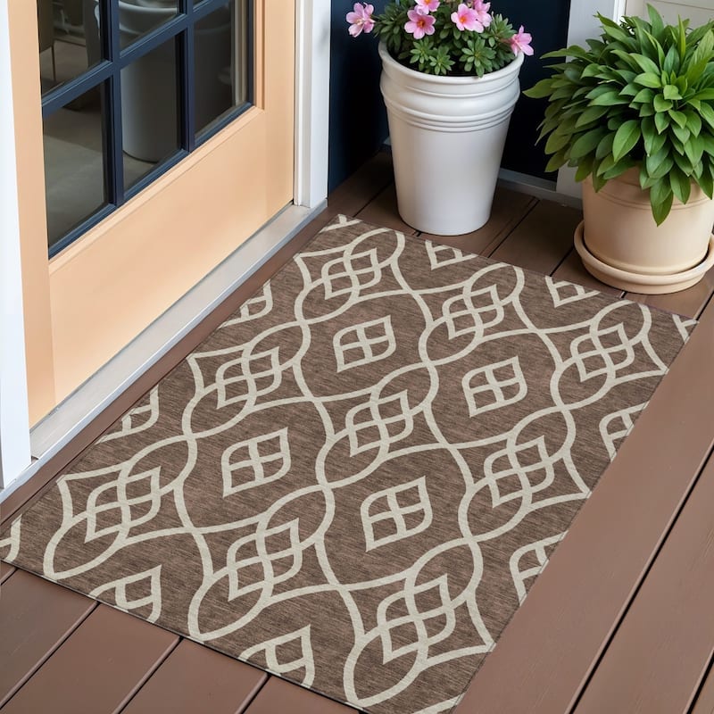 HomeRoots Trellis Transitional Rectangle Outdoor Rug - 3' x 5'