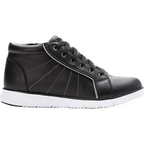 propet travelfit bootie