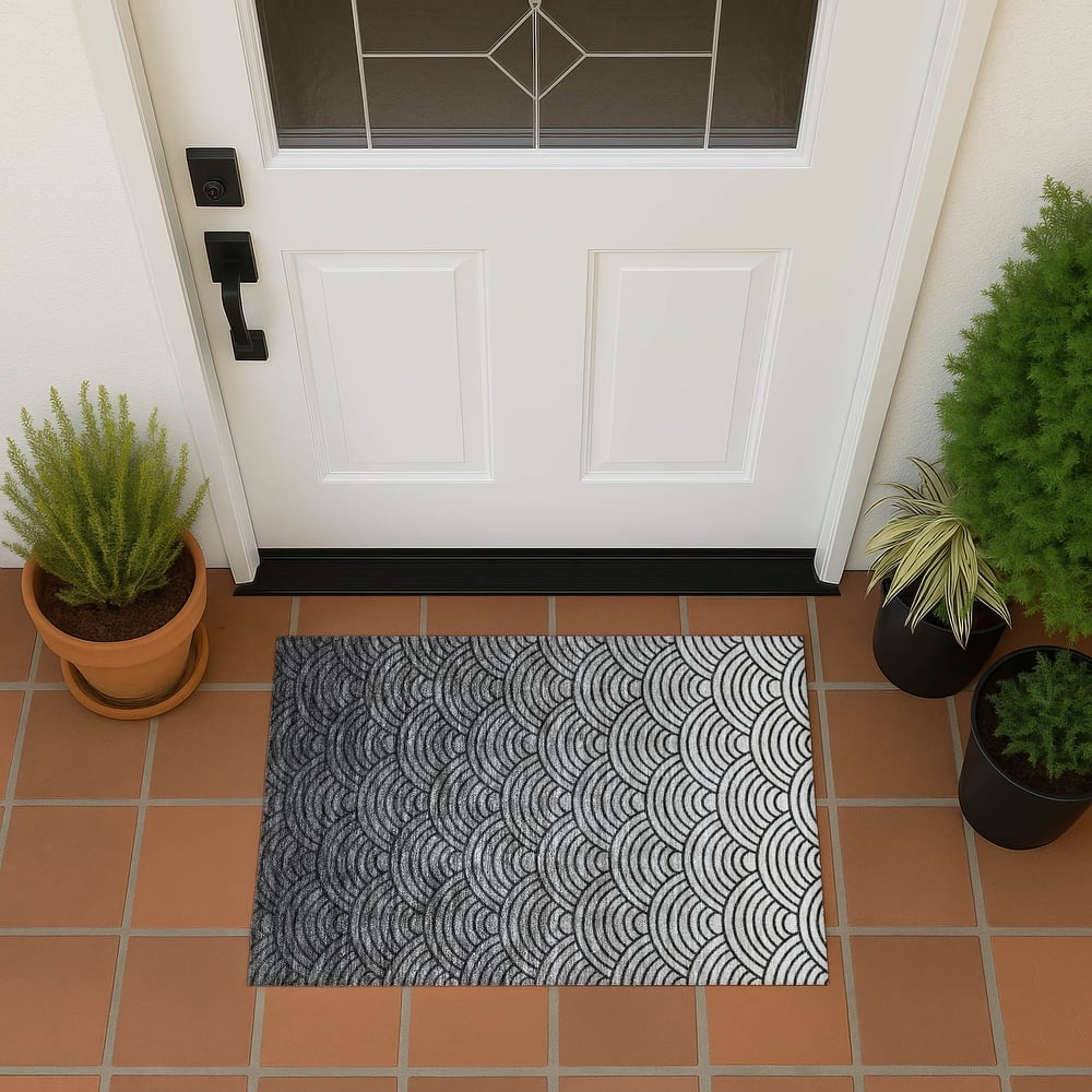 Machine Washable Indoor/ Outdoor Contemporary Poppy Chantille Rug