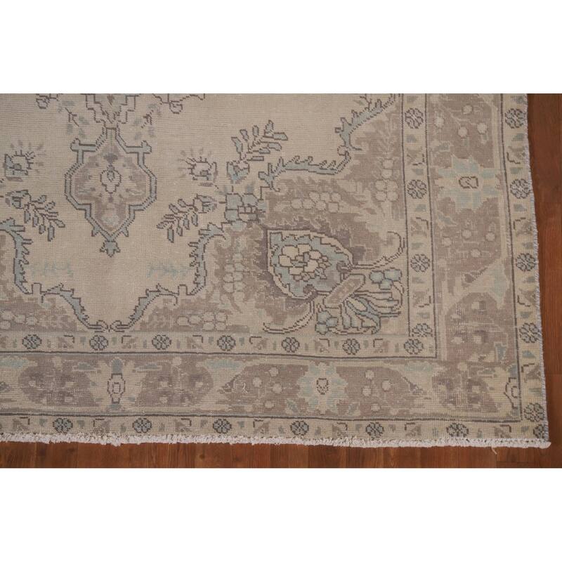 Hand Knotted Oriental 100% Wool Carpet Traditional Medallion Beige & Ivories Tabriz Area Rug - 9' 4'' X 6' 5''
