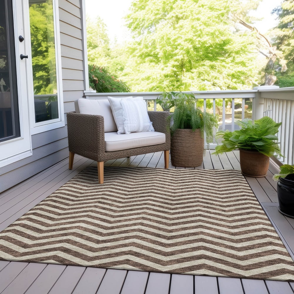 Machine Washable Indoor/ Outdoor Chantille Chevron Stripe Rug
