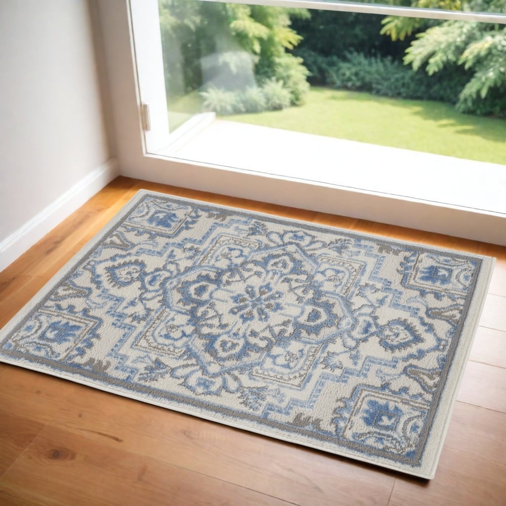 Bubeb Floral Traditional Non Skid Stain Resistant Area Rug By HomeRoots - 36' X '24' X '0.25