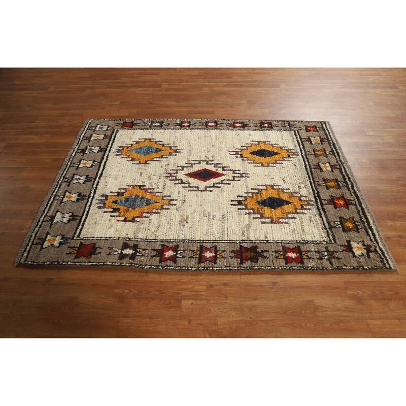 Geometric Moroccan Oriental Rug Handmade Beige Wool Carpet - 4'0" x 5'8"