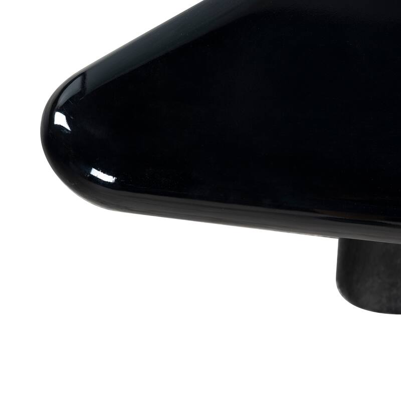 SAFAVIEH Couture Bellalynn 30-inch Coffee Table - 30"W x 30"D x 16"H