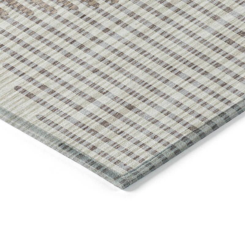 Machine Washable Indoor/ Outdoor Abstract Stripe Chantille Rug