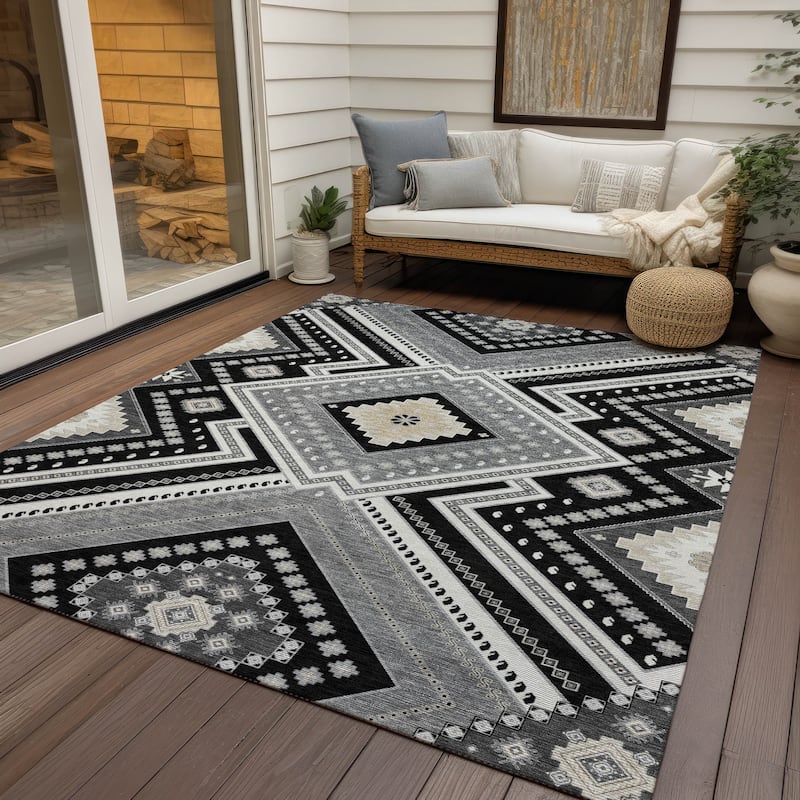 Machine Washable Indoor/ Outdoor Global Boho Chantille Rug - Black - 10' x 14'