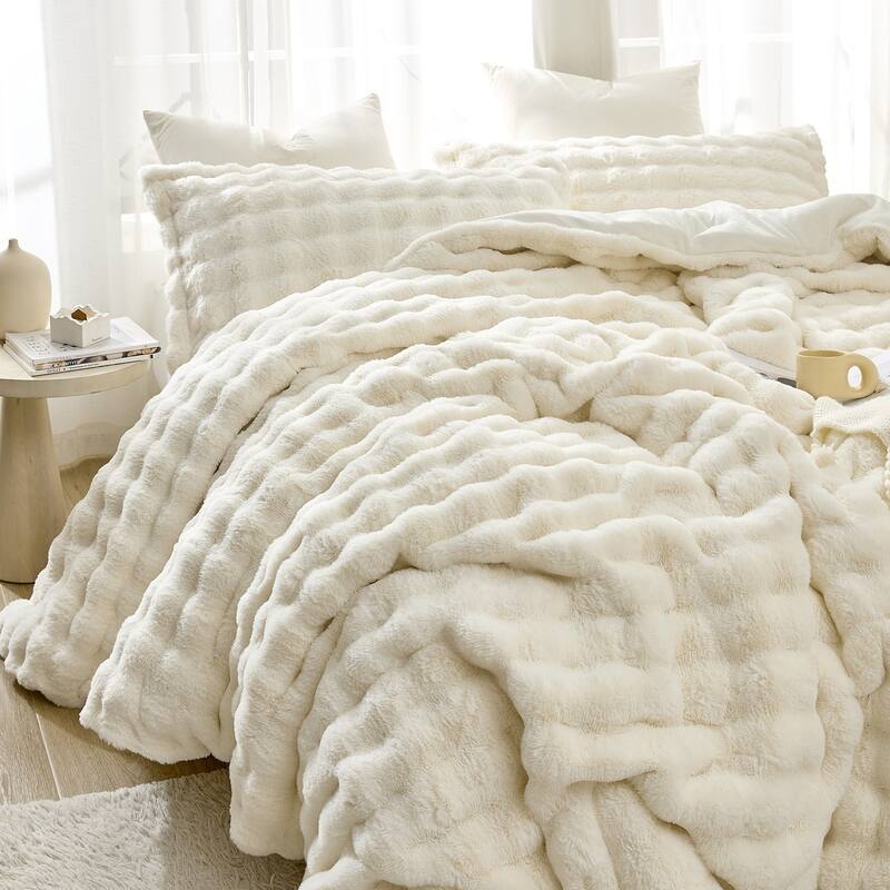 Chunky Bunny® on a Snowday - Coma Inducer® Oversized Comforter Set - Plush Reverse - Fluffy White