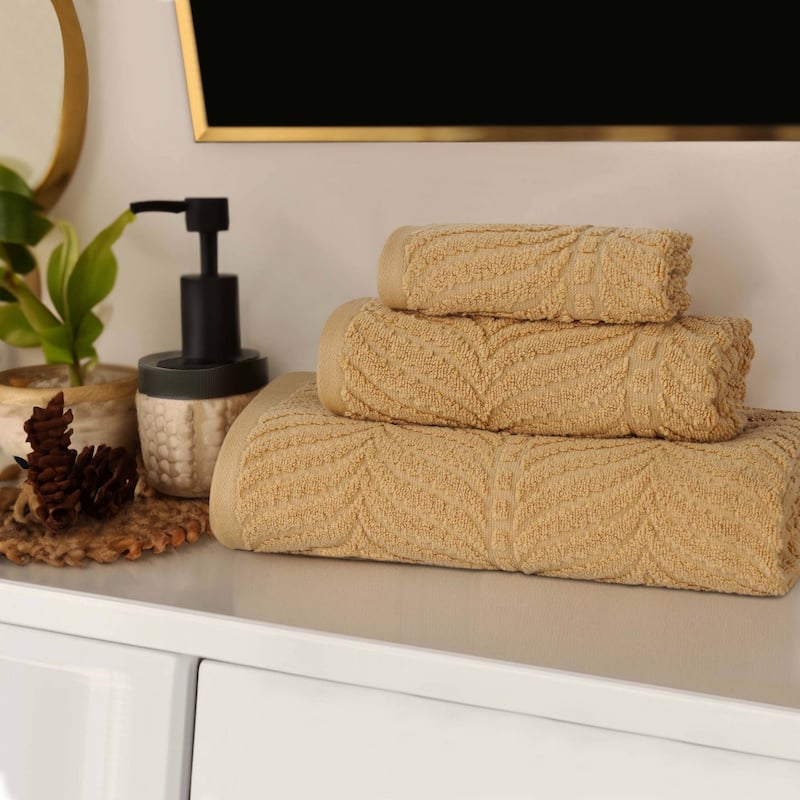 Superior Chevron Zero Twist Jacquard Cotton 3 Piece Bathroom Towel Set - Gold