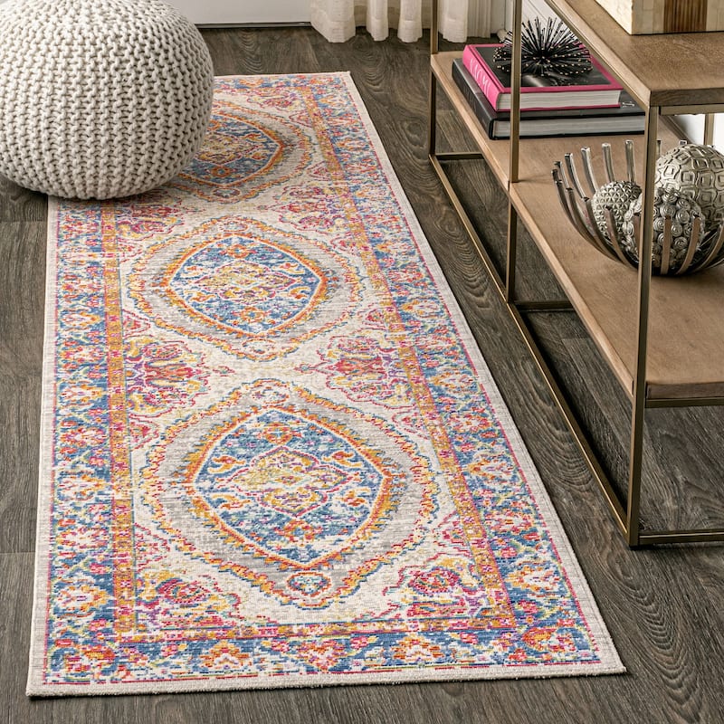 JONATHAN Y Flori Medallion Area Rug