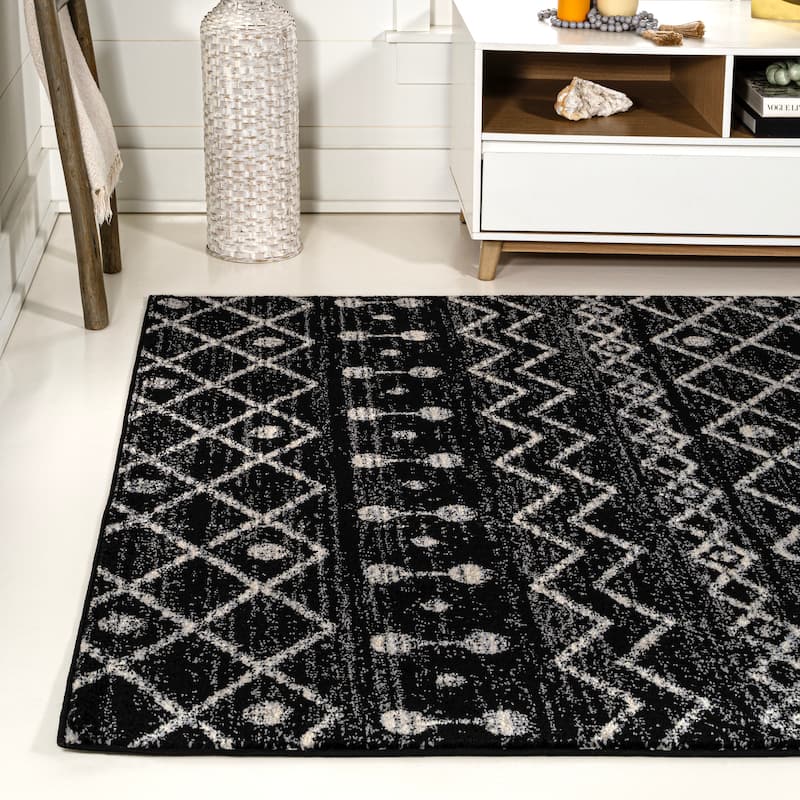 JONATHAN Y Izil Moroccan Beni Souk Area Rug