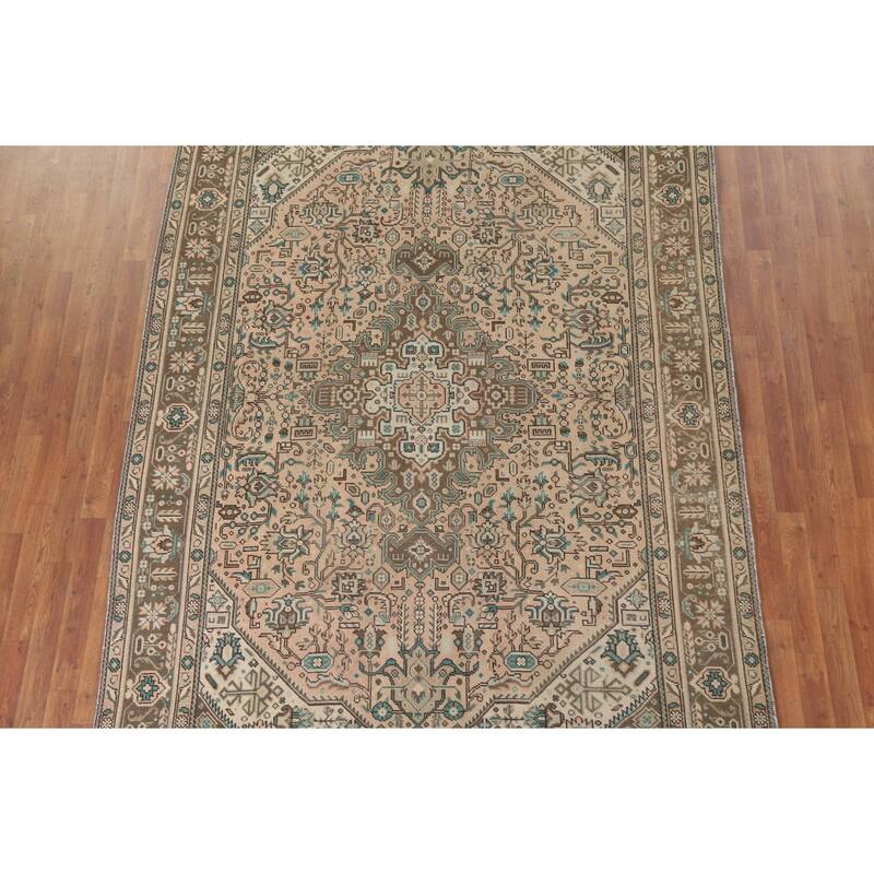 Hand Knotted Oriental 100% Wool Carpet Traditional Medallion Peach Tabriz Area Rug - 9' 5'' X 6' 7''