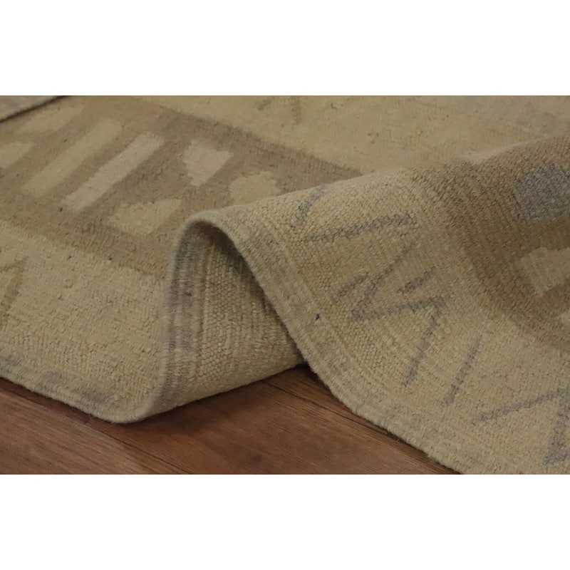 Hand Woven Oriental 100% Wool Carpet Southwestern Tribal Beige & Ivories Kilim Area Rug - 6' 6'' X 4' 9''