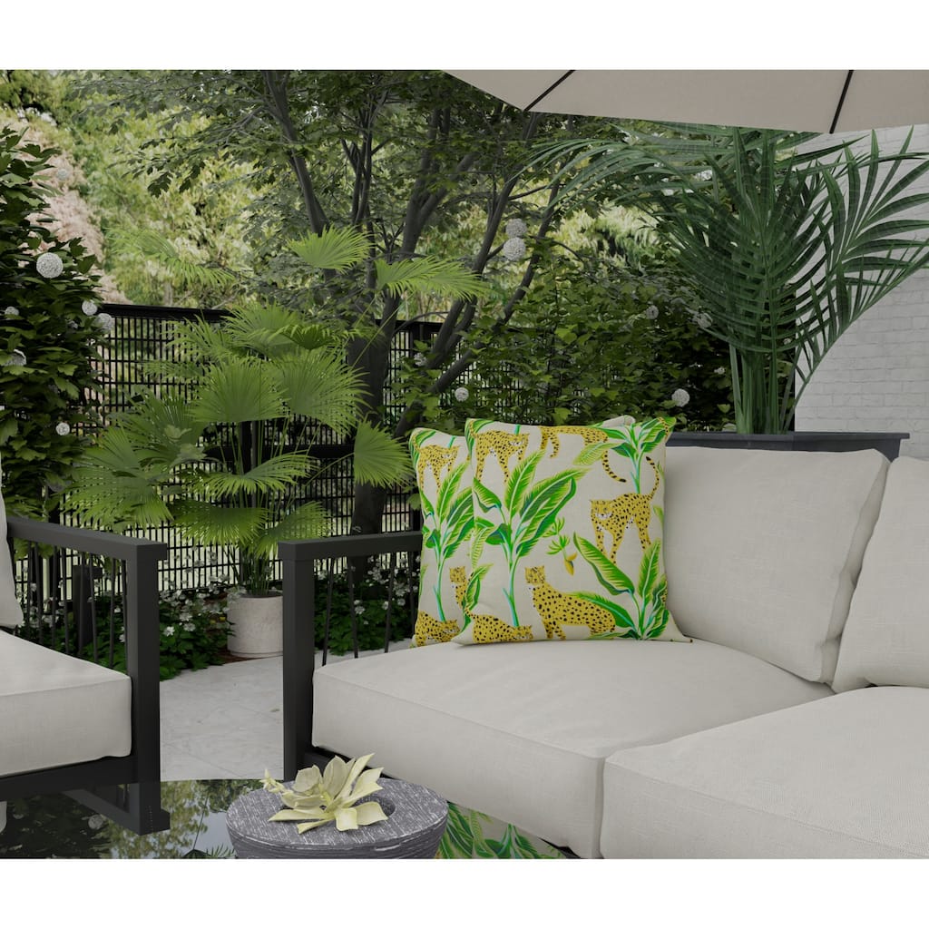 Rizzy Home Multicolor Botanical Transitional Outdoor Throw Pillow
